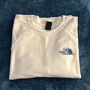 The North Face Crew Neck.